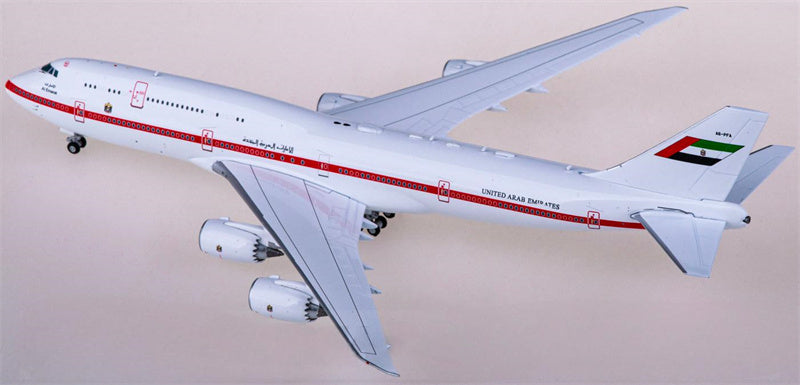 JC Wings 1:400 Abu Dhabi Amiri Flight Boeing 747-8 BBJ A6-PFA Model