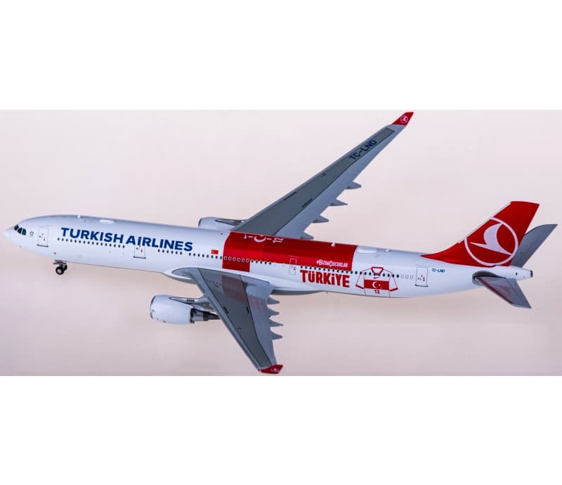 JC Wings Turkish Airlines Airbus A330-300 TC-LND 1:400 Aircraft Pre-built Airliner Model Display