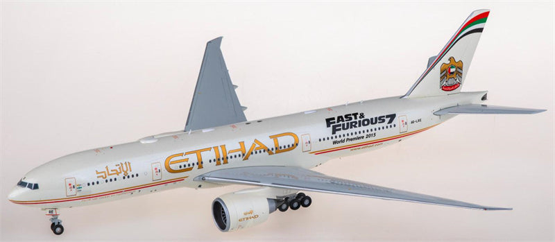 JC Wings Etihad Airways Boeing 777-200LR A6-LRE 1:200 Diecast Model view 2