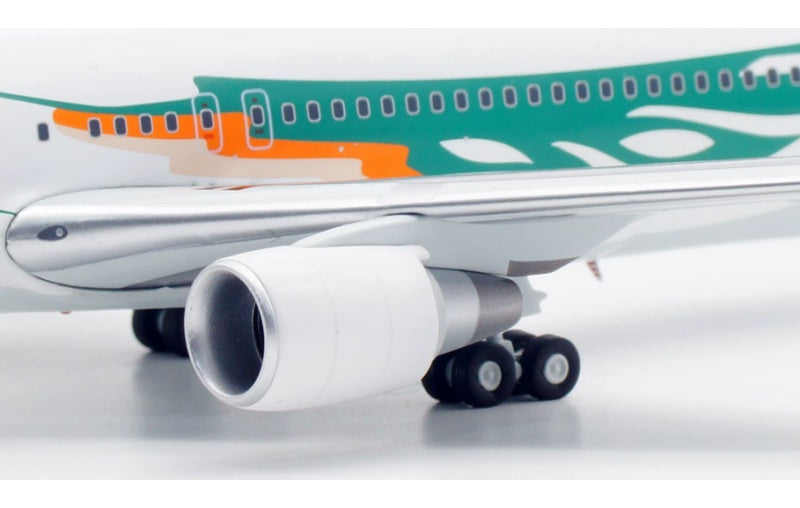 B-Models 1:200 Air Canada B767-300 C-GBZR DIECAST Model