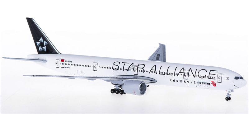 AeroClassics Air China Boeing 777-300ER B-2032 Star Alliance 1:500 Diecast Model view 4