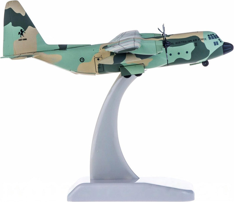 Hogan RAAF for Lockheed C130H A97-006 1:200 Aircraft Pre-built Airliner Model Display