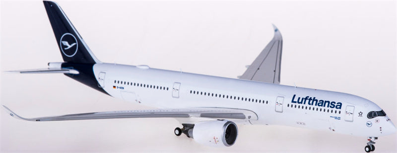 Geminijets Lufthansa Airbus A350-900 D-AIXN 1:400 Diecast Model view 3