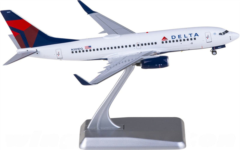 NG Models Delta Air Lines for Boeing 737-700 N301DQ 1:200 Airplane Pre-built Airliner Model Display