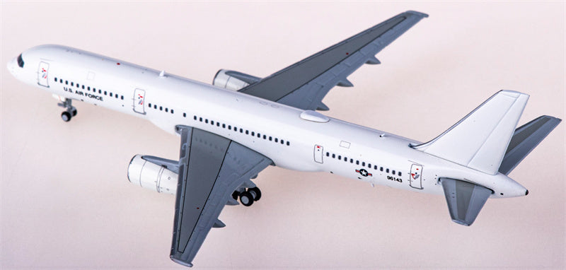 JC Wings USAF Boeing 757-200 C-32B 99-6143 1:400 Diecast Model view 2