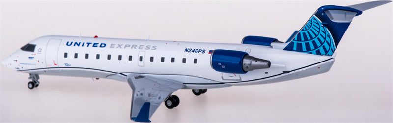Geminijets United Express Airlines for Bombardier CRJ200LR N246PS 1:200 Airplane Pre-built Airliner Model Display