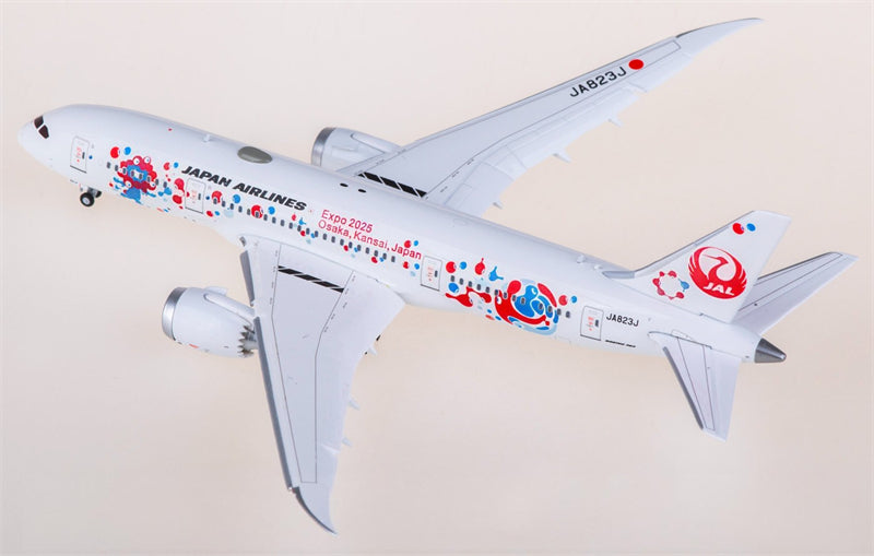JC Wings 1:400 Japan Airlines Boeing 787-8 Dreamliner JA823J Flaps down Model