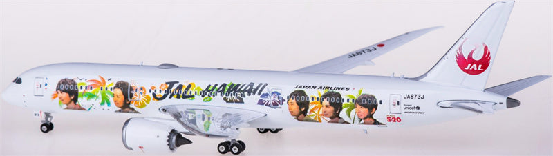 Phoenix Japan Airlines Boeing 787-9 JA873J 1:400 Diecast Model view 3