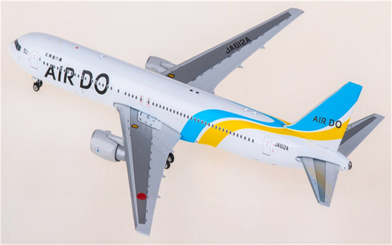 Phoenix Air Do for Boeing 767-300ER JA612A 1:400 Airplane Pre-built Airliner Model Display