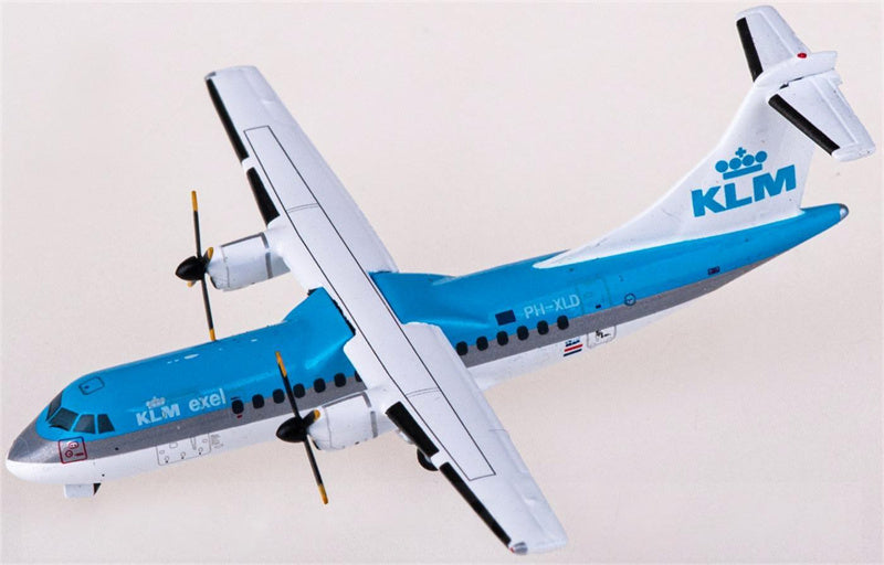 JC Wings KLM for ATR-42-300 PH-XLD 1:400 Airplane Pre-built Airliner Model Display