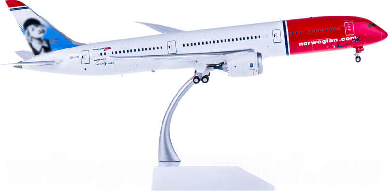 JC Wings Norwegian Air Shuttle Boeing 787-9 EI-LNI Greta Garbo 1:200 Diecast Model view 4