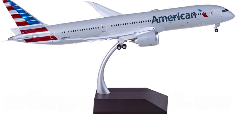 Geminijets American Airlines Boeing 787-9 N835AN Flaps Down 1:200 Diecast Model view 2