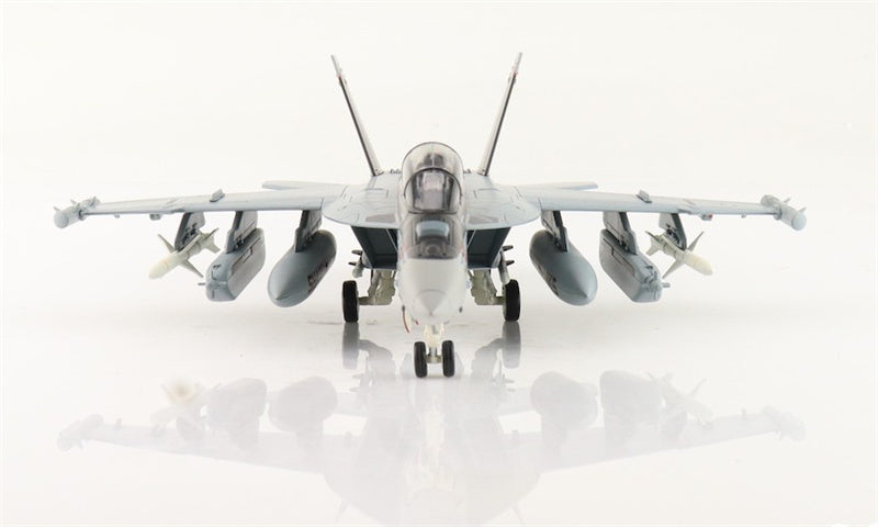 HOBBY MASTER E/A-18G Growler US Navy Shadowhawks 166928 VAQ-141 USS George 2013 1:72 Aircraft Pre-built Model