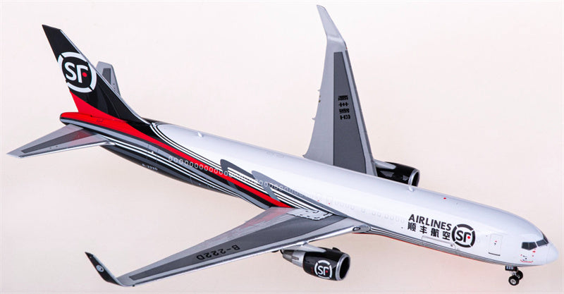 Phoenix SF Airlines Boeing 767-300ER B-222D 1:400 Diecast Model view 4