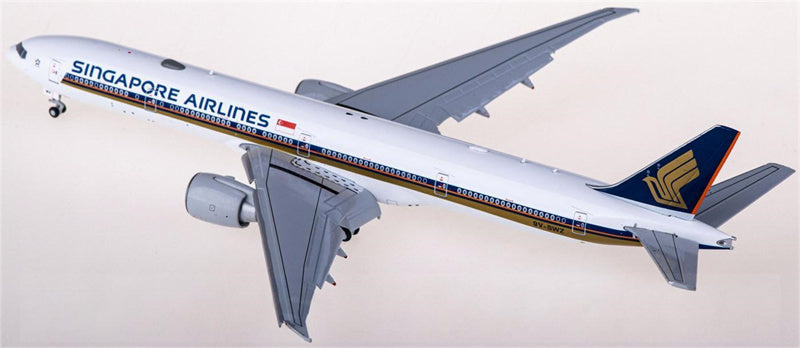 JC Wings Singapore Airlines Boeing 777-300ER 9V-SWZ Flaps Down 1:400 Airplan Diecast Model view 4