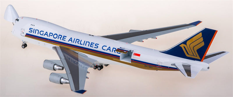 SQ Wings Singapore Airlines Boeing 747-400F 9V-SFI Open Door Freighter 1:200 Diecast Model view 4