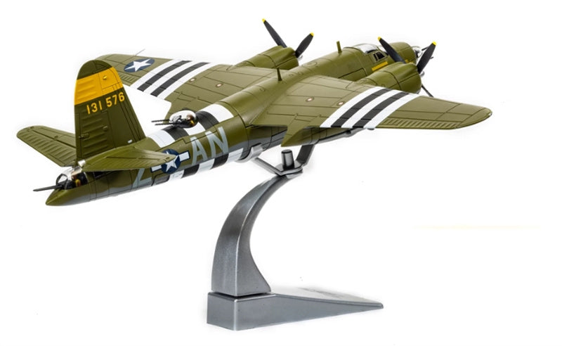 CORGI Martin B-26B Marauder 'Dinah Might’ - 553rd / 368th BG USSAF - Mjr David Dewhurst 1:72 Airplane Pre-built Model