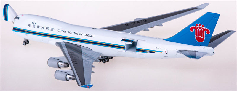 Geminijets China Southern Cargo Boeing 747-400F B-2473 Interactive Series 1:400 Diecast Model view 4