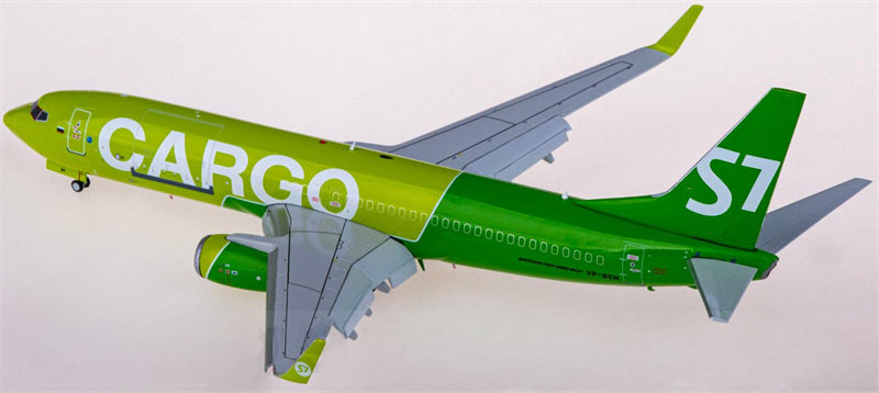 JC Wings S7 Cargo Boeing 737-800BCF VP-BEM Flaps Down 1:200 Diecast Model view 2