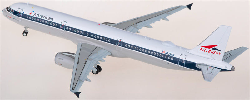 Geminijets American Airlines Airbus A321 N579UW 1:200 Diecast Model view 2