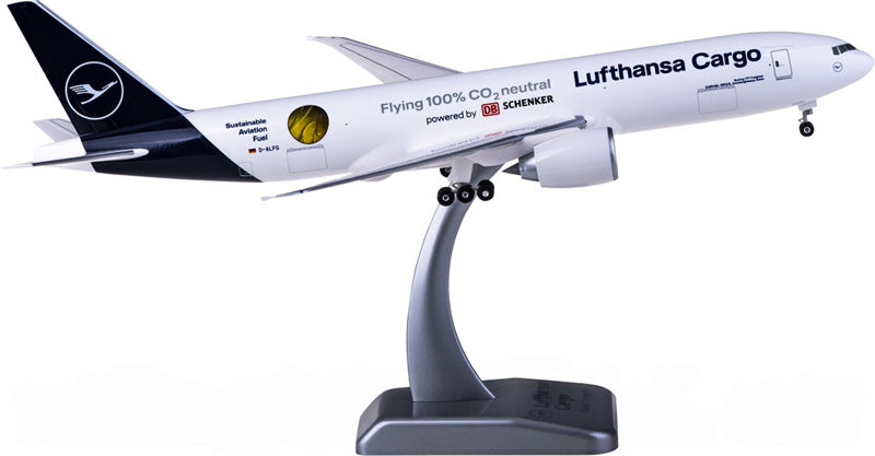 Hogan Lufthansa Cargo Boeing 777F D-ALFG 1:200 ABS Model view 3