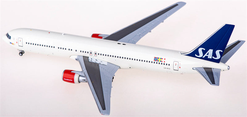 JC Wings SAS Boeing 767-300ER LN-RCG 1:400 Diecast Model view 3