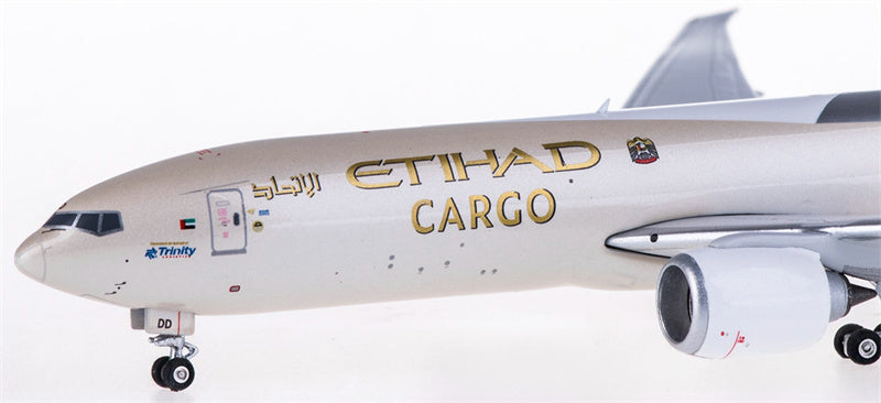 Phoenix Etihad Airways Cargo Boeing 777-200F A6-DDD 1:400 Diecast Model view 5