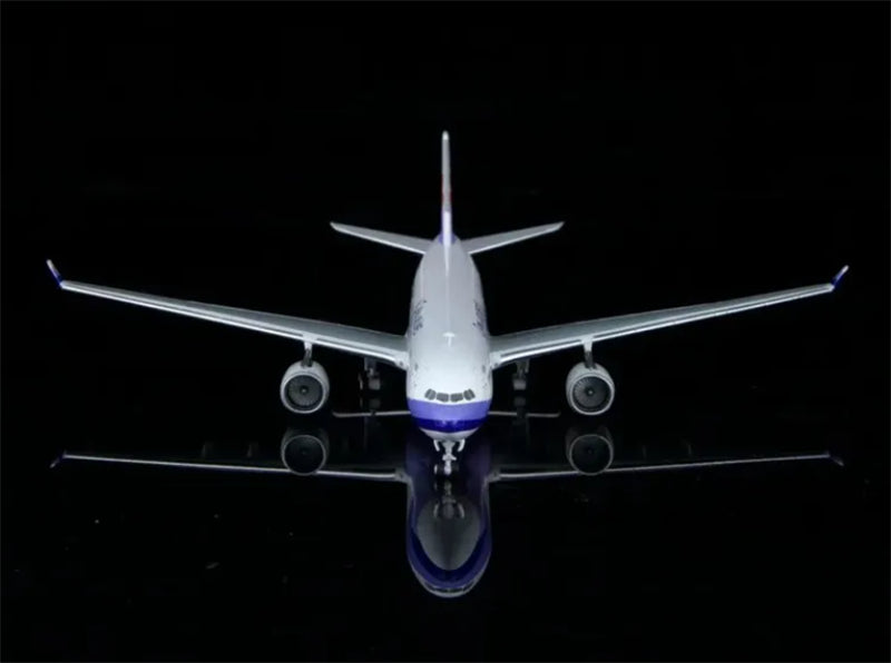 Kylin Model 1:400 China Airlines Airbus A330-300 B-18392 DIECAST Model