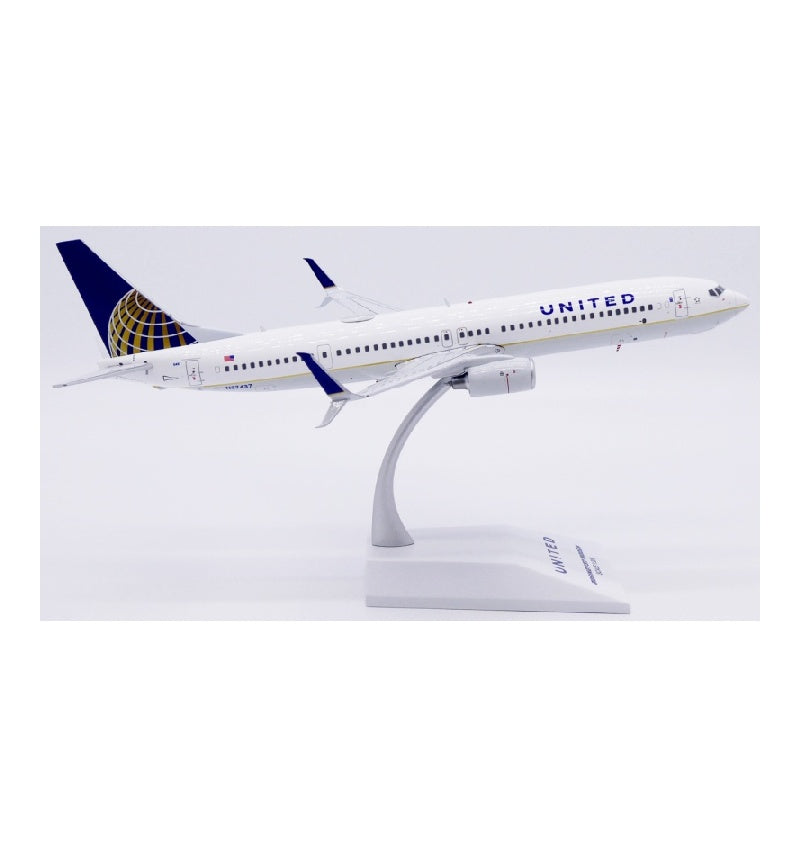 JC Wings 1:200 United Airlines Boeing 737-900 N37437 DIECAST Model