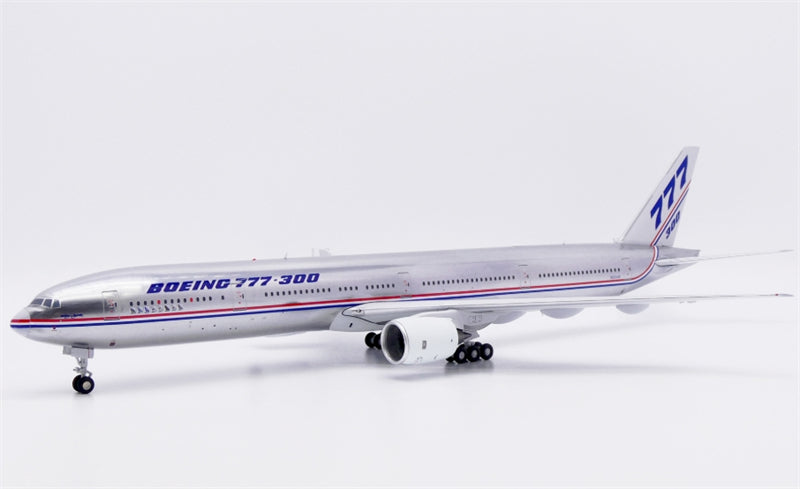 JC Wings Boeing 777-300 N5014K 1:200 Aircraft Pre-built Airliner Model Display