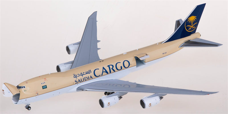 JC Wings Saudia Cargo Boeing 747-8F HZ-A13 Cabin Open 1:400 Diecast Model view 3