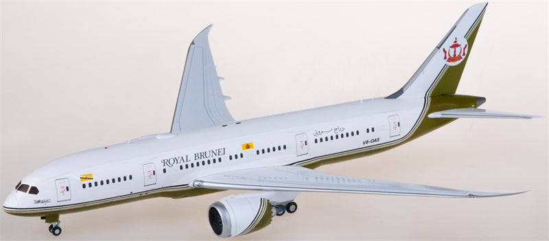 JC Wings Brunei Government Boeing 787-8 BBJ V8-OAS 1:200 Diecast Model view 2