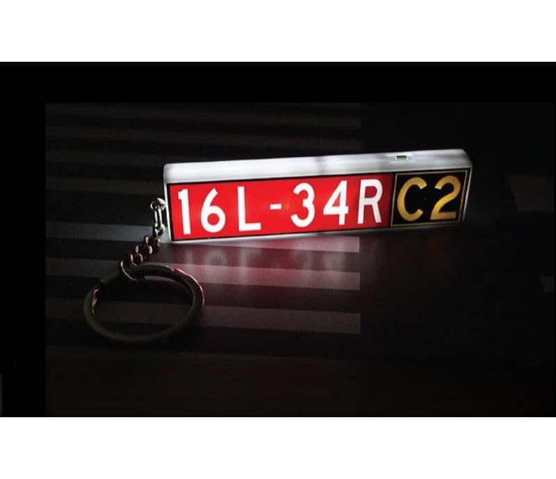 Fantasy Wings Japan Tokyo Haneda Airport taxiway signage keychain Key chain Pre-built Airliner Model Display
