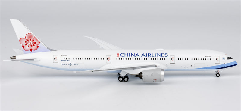 NG Models 1:400 China Airlines Boeing 787-9 Dreamliner B-18811 DIECAST Model