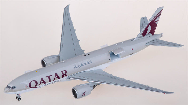 ジェミニジェッツ カタール航空カーゴ ボーイング777-200LRF A7-BFT インタラクティブシリーズ 1:400 飛行機 組み立て済み旅客機モデル ディスプレイ