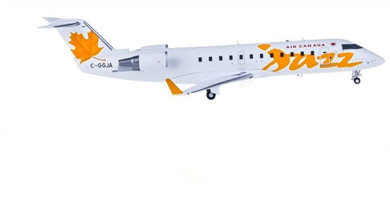 JC Wings Jazz for Bombardier CRJ200 C-GGJA 1:200 Aircraft Pre-built Airliner Model Display