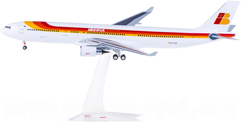 Herpa Iberia for Airbus A330-300 EC-LUB 1:200 Aircraft Pre-built Airliner Model Display