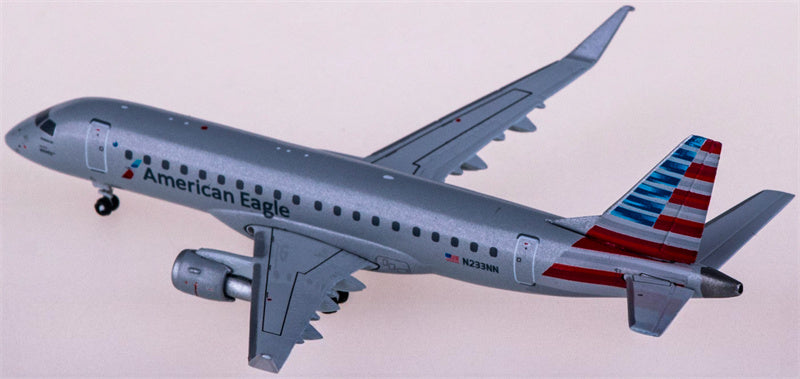 Geminijets American Eagle Airlines Embraer ERJ-175LR N233NN 1:400 Diecast Model view 4
