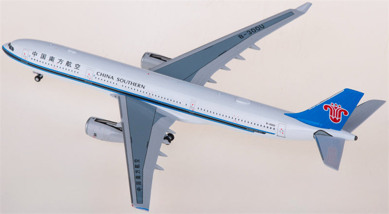 NG Models China Southern Airbus A330-300 B-300U 1:400 Diecast Model view 4