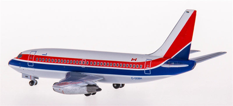 AeroClassics Quebecair for Boeing 737-200 C-GQBH 1:400 Aircraft Pre-built Airliner Model Display