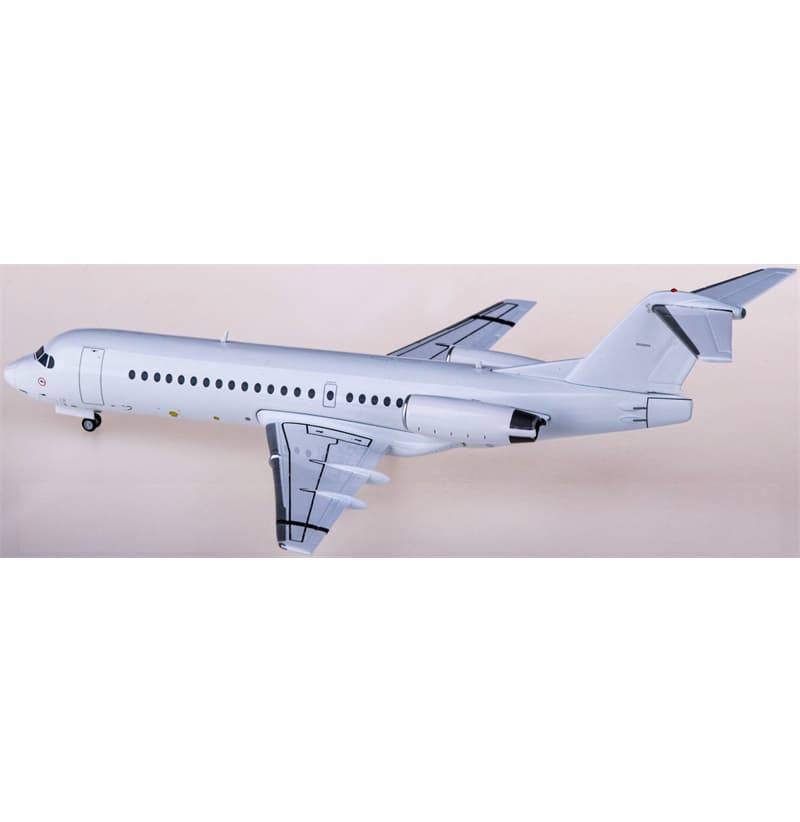 JC Wings Fokker 70 Blank 1:200 Aircraft Pre-built Airliner Model Display