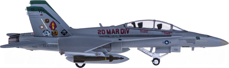 Hogan USMC for McDonnell Douglas F/A-18D VMFA-21 01 1:200 Airplane Pre-built Airliner Model Display