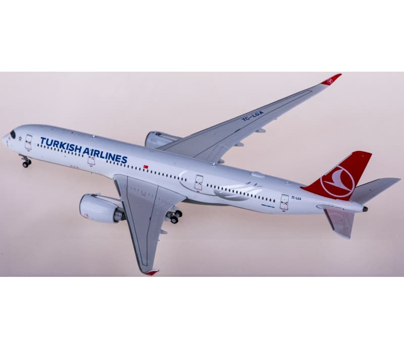 JC Wings Turkish Airlines Airbus A350-900XWB TC-LGA 1:400 Aircraft Pre-built Airliner Model Display