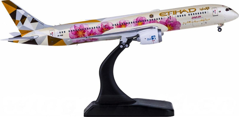 JC Wings Etihad Airways Boeing 787-9 Dreamliner A6-BLK 1:400 Diecast Model view 3