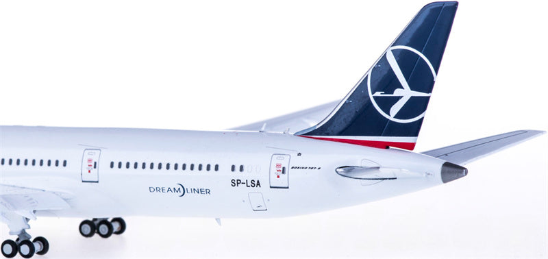 JC Wings LOT Boeing 787-9 SP-LSA Flaps Down 1:400 Diecast Model view 5