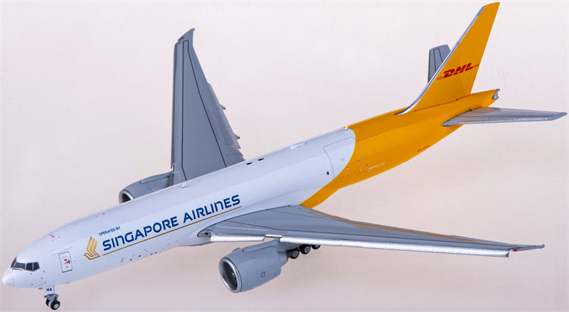 JC Wings Singapore Airlines DHL Boeing 777-200LRF 9V-DHA Flaps Down 1:400 Diecast Model view 2