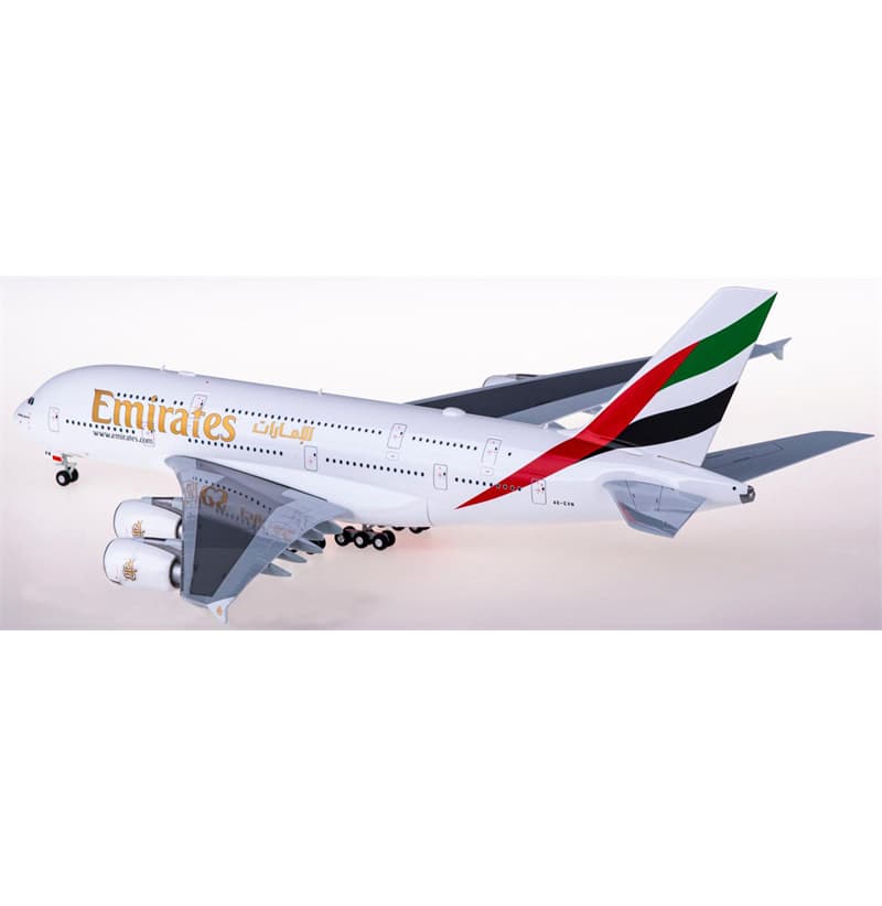 Herpa Emirates Airbus A380-800 A6-EVN 1:200 Aircraft Pre-built Airliner Model Display