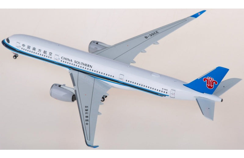 FLOZ China Southern Airbus A350-900 B-30CE 1:400 Aircraft Pre-built Airliner Model Display