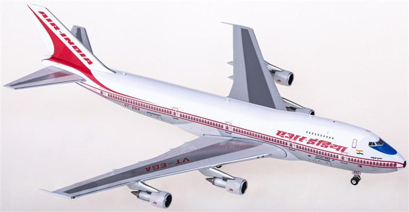 Phoenix Air India Boeing 747-200 VT-EGA 1:400 Diecast Model view 4