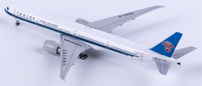 NG Models China Southern Boeing 777-300ER B-2099 1:400 Diecast Model view 4